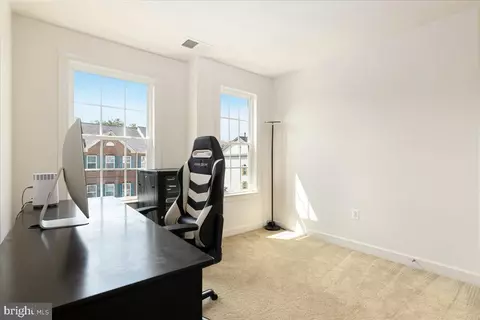 Other - 25217 Beach Pl, Chantilly, VA 20152 photo 5 of 18