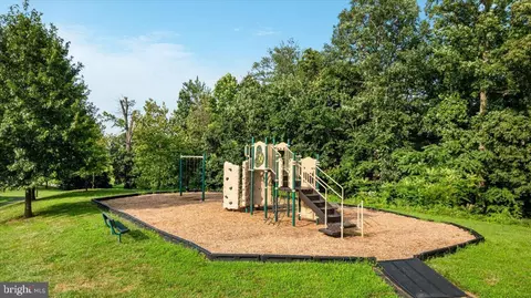 Other - 25217 Beach Pl, Chantilly, VA 20152 photo 16 of 18