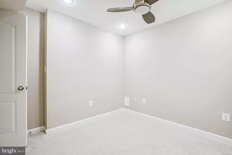 Other - 26096 Flintonbridge Dr, Chantilly, VA 20152 photo 14 of 20