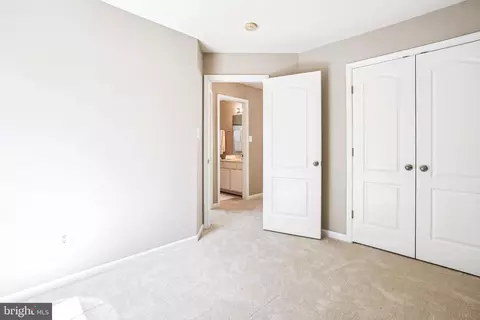 Other - 26096 Flintonbridge Dr, Chantilly, VA 20152 photo 9 of 20