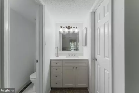 108 Cherry Tree Ct, Sterling, VA 20164 photo 21