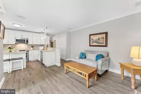 108 Cherry Tree Ct, Sterling, VA 20164 photo 17