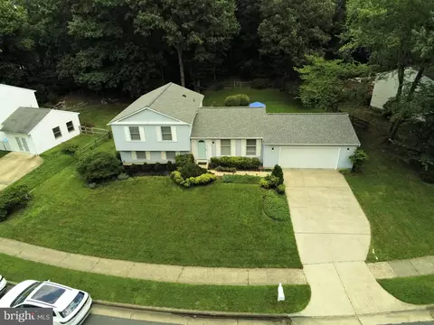 View/Area - 104 Silverleaf Ct, Sterling, VA 20164 photo 2 of 3