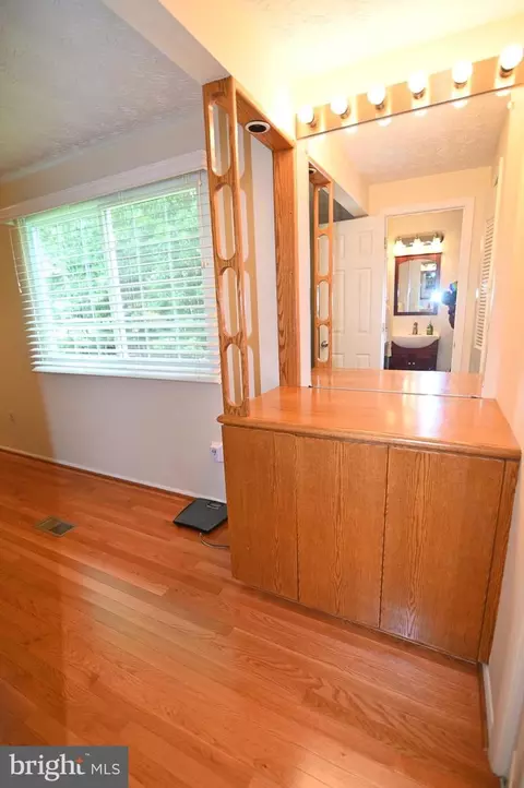 Other - 104 Silverleaf Ct, Sterling, VA 20164 photo 30 of 32