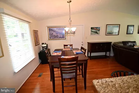 Dining - 104 Silverleaf Ct, Sterling, VA 20164 photo 1 of 1