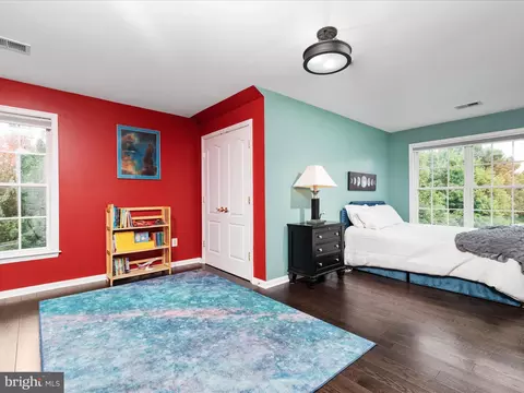 Bedroom - 21424 Glebe Vw, Broadlands, VA 20148 photo 5 of 8