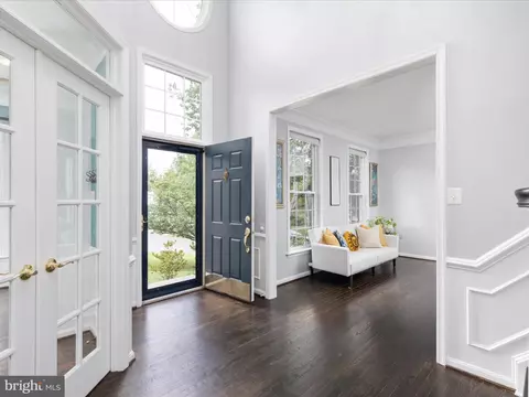 Entry Way - 21424 Glebe Vw, Broadlands, VA 20148 photo 2 of 4