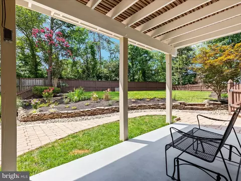 Exterior - 21424 Glebe Vw, Broadlands, VA 20148 photo 5 of 15