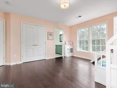 Bedroom - 21424 Glebe Vw, Broadlands, VA 20148 photo 4 of 8