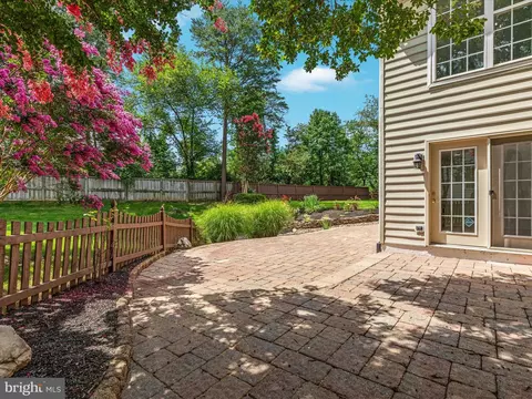 Exterior - 21424 Glebe Vw, Broadlands, VA 20148 photo 9 of 15
