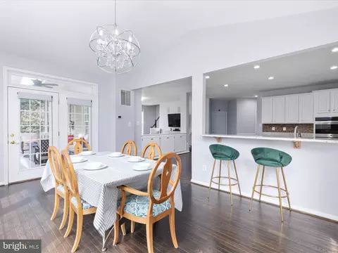 Dining - 21424 Glebe Vw, Broadlands, VA 20148 photo 3 of 3