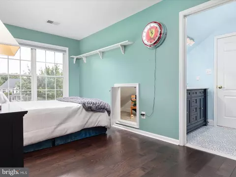 Bedroom - 21424 Glebe Vw, Broadlands, VA 20148 photo 6 of 8