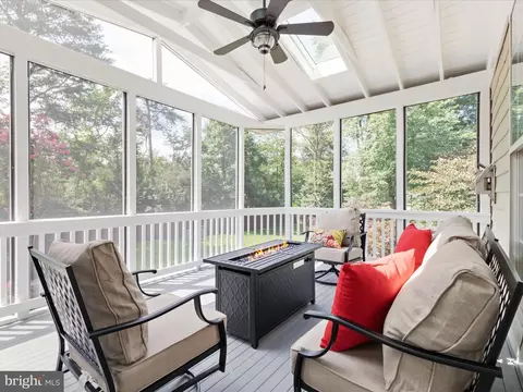 Exterior - 21424 Glebe Vw, Broadlands, VA 20148 photo 1 of 15