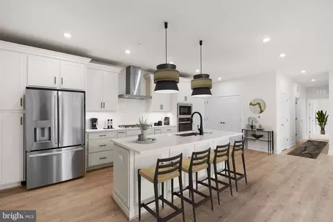 23640 Bolton Crescent Ter #13-105, Ashburn, VA 20148