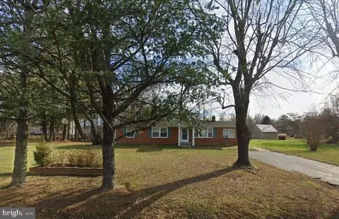 22260 St Louis Rd, Middleburg, VA 20117