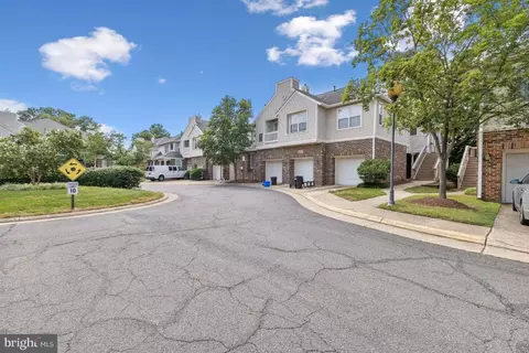 45071 Brae Ter #103, Ashburn, VA 20147 photo 4
