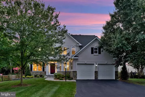 42747 Hollowind Ct, Broadlands, VA 20148