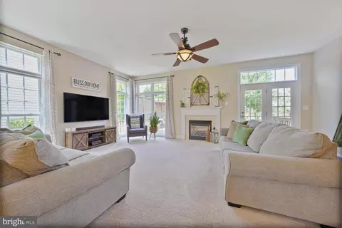 42850 Conquest Cir, Brambleton, VA 20148 photo 11