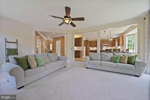 42850 Conquest Cir, Brambleton, VA 20148 photo 13