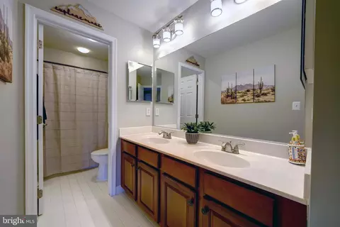 42850 Conquest Cir, Brambleton, VA 20148 photo 34