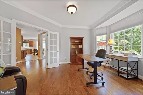 42850 Conquest Cir, Brambleton, VA 20148 photo 9