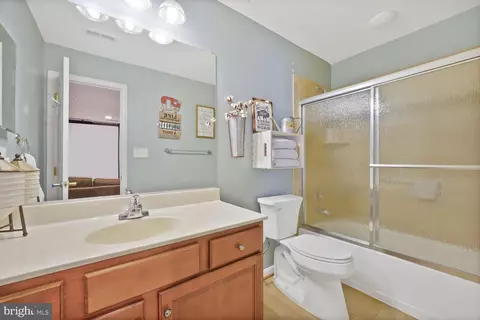 42850 Conquest Cir, Brambleton, VA 20148 photo 44
