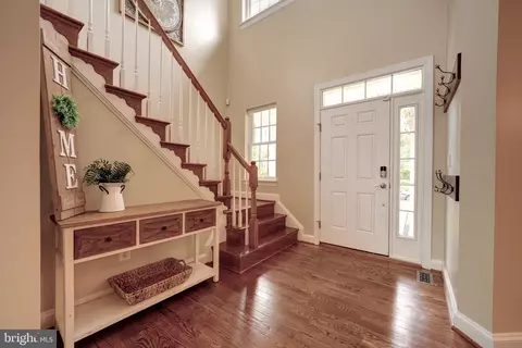 42850 Conquest Cir, Brambleton, VA 20148 photo 5