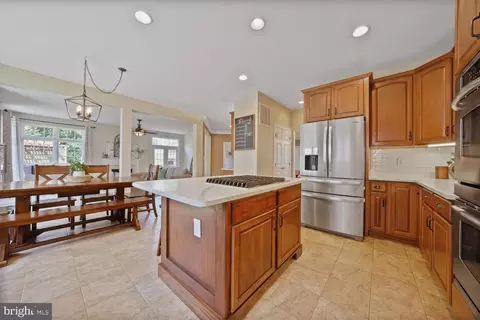 42850 Conquest Cir, Brambleton, VA 20148 photo 16