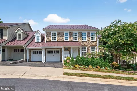 118 N Jay St, Middleburg, VA 20117