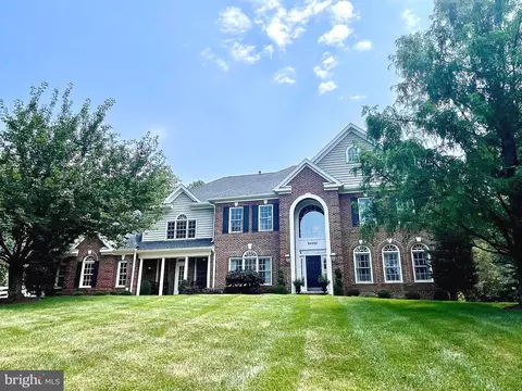 24383 Trombone Ct, Aldie, VA 20105