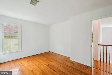 42924 Maplegrove Ct, Ashburn, VA 20147 photo 45