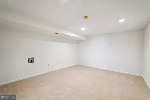 42924 Maplegrove Ct, Ashburn, VA 20147 photo 61