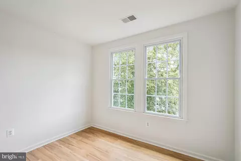 42924 Maplegrove Ct, Ashburn, VA 20147 photo 52