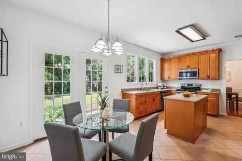 42924 Maplegrove Ct, Ashburn, VA 20147 photo 21