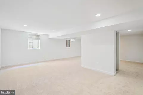42924 Maplegrove Ct, Ashburn, VA 20147 photo 58