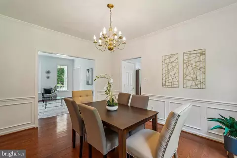 42924 Maplegrove Ct, Ashburn, VA 20147 photo 14
