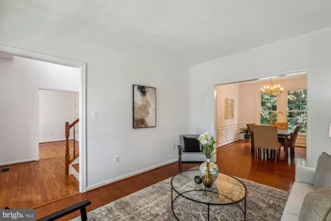 42924 Maplegrove Ct, Ashburn, VA 20147 photo 8