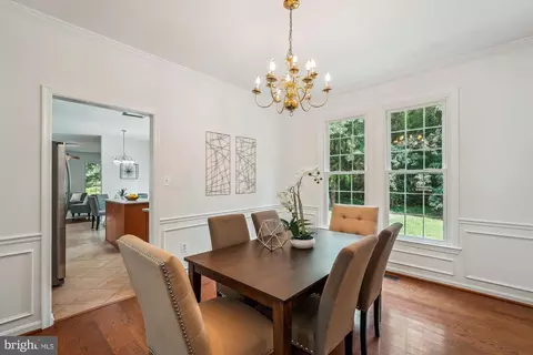 42924 Maplegrove Ct, Ashburn, VA 20147 photo 13