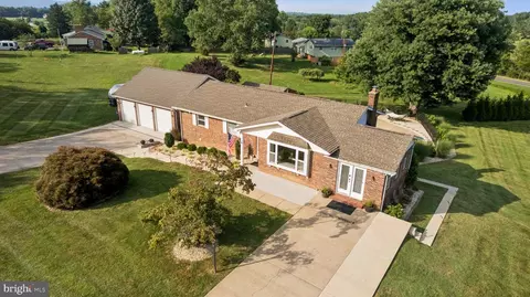 11924 Purcell, Lovettsville, VA 20180