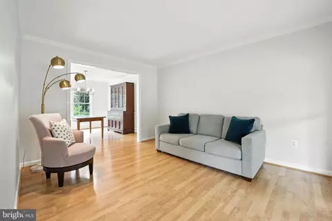Living - 42972 Deer Chase Pl, Ashburn, VA 20147 photo 1 of 5