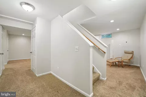 Entry Way - 42972 Deer Chase Pl, Ashburn, VA 20147 photo 7 of 8
