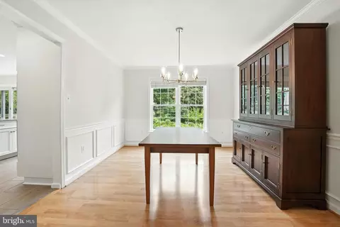 Entry Way - 42972 Deer Chase Pl, Ashburn, VA 20147 photo 4 of 8