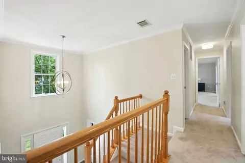 Entry Way - 42972 Deer Chase Pl, Ashburn, VA 20147 photo 6 of 8
