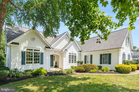400 Glenmeade Cir, Purcellville, VA 20132
