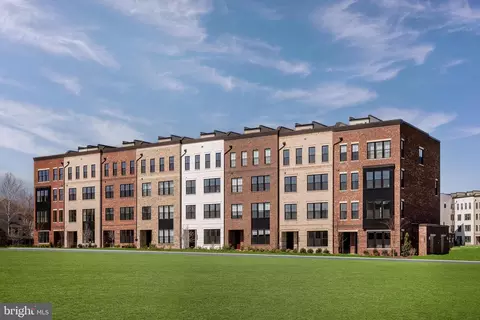 22147 Midmoore Dr, Ashburn, VA 20148
