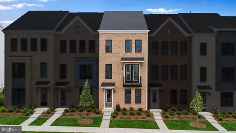 23081 Copper Tree Ter, Ashburn, VA 20148