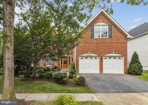 43534 Hyland Hills St, Chantilly, VA 20152