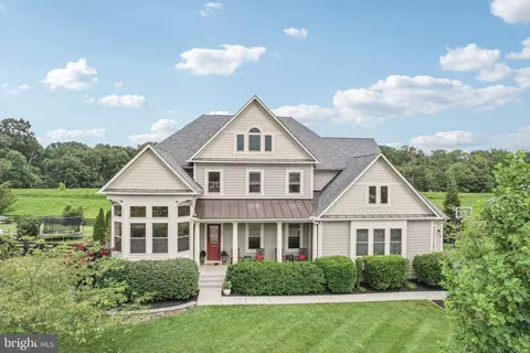 25842 Yellow Birch Ct, Aldie, VA 20105