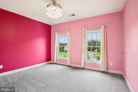 Bedroom - 27586 Paddock Trail Pl, Chantilly, VA 20152 photo 4 of 9