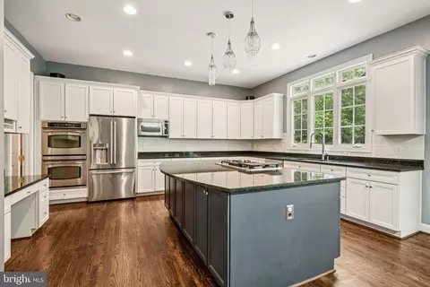 Kitchen - 27586 Paddock Trail Pl, Chantilly, VA 20152 photo 1 of 3